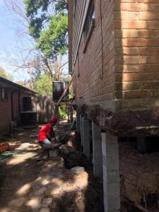 home being elevated in baton rouge, la